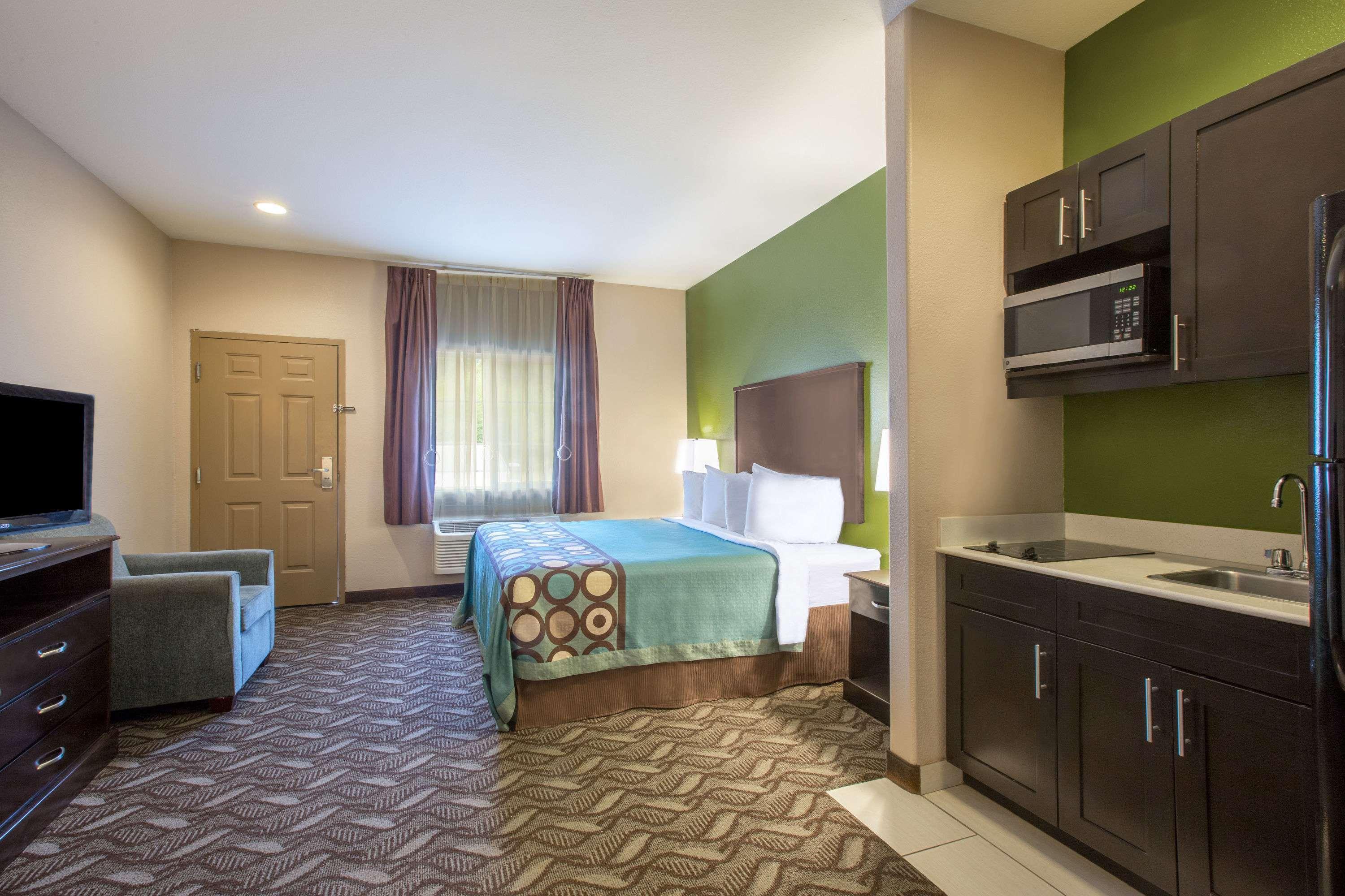 Super 8 By Wyndham Mansfield La Hotel Kültér fotó